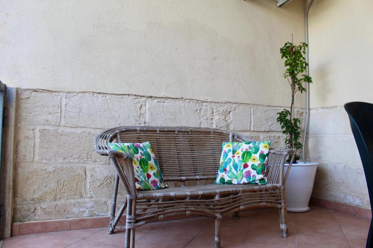 Lo Yacht Hotel Porto Cesareo Exterior photo
